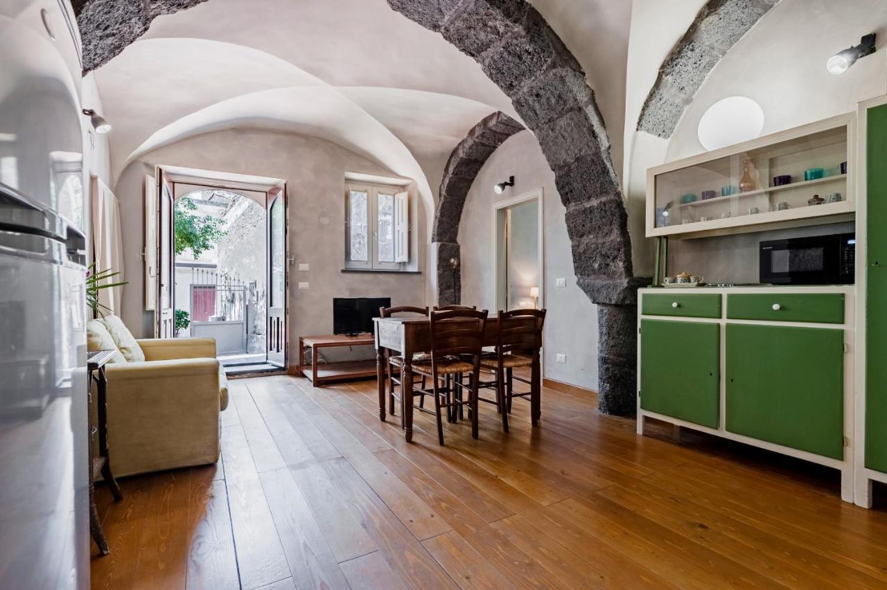 Gli Iris Apartments By Wonderful Italy Linguaglossa Zewnętrze zdjęcie